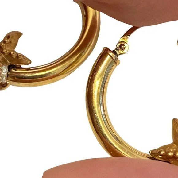 Carla 14K Yellow Gold Sea Star Starfish Hoop Earrings 2.5g